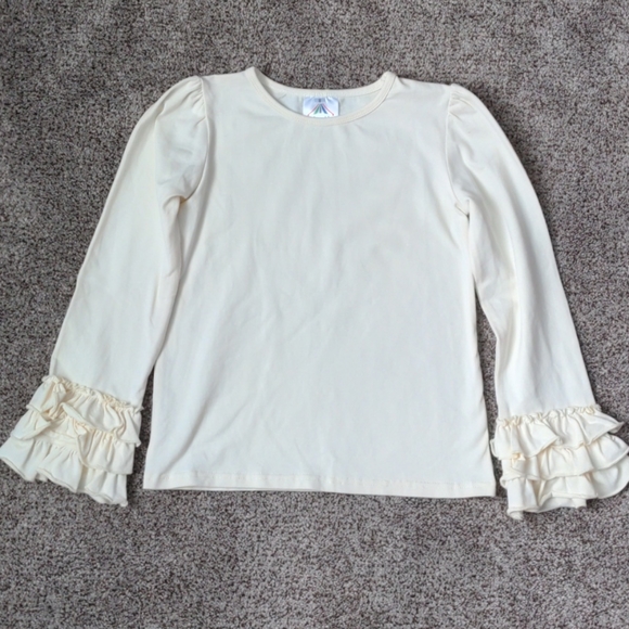 Adorable Essentials ruffle sleeve tee, size 8 - Picture 1 of 2